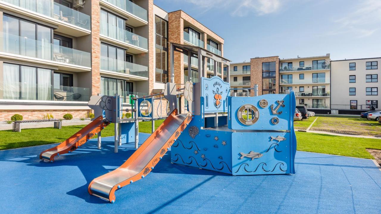 Apartamenty Simply Perlowa Przystan - Holiday City Колобжег Екстериор снимка
